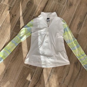 Nike dri fit pull over